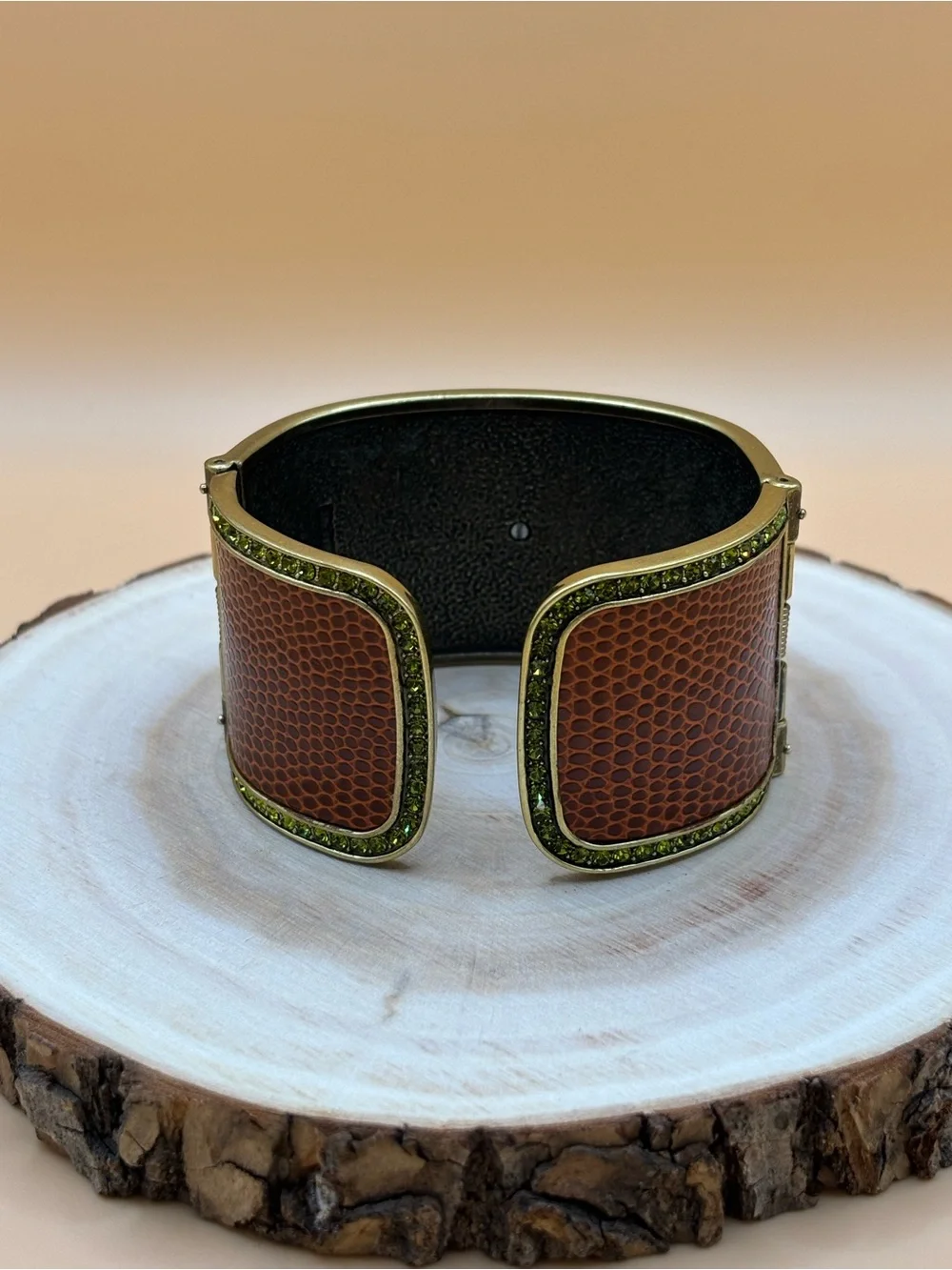 Heidi Daus NIB “Enve-lope Me” Wide Cuff Bangle Bracelet Brown Olivine Topaz